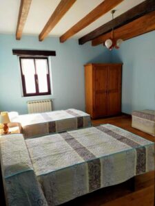 Habitación doble con dos camas individuales